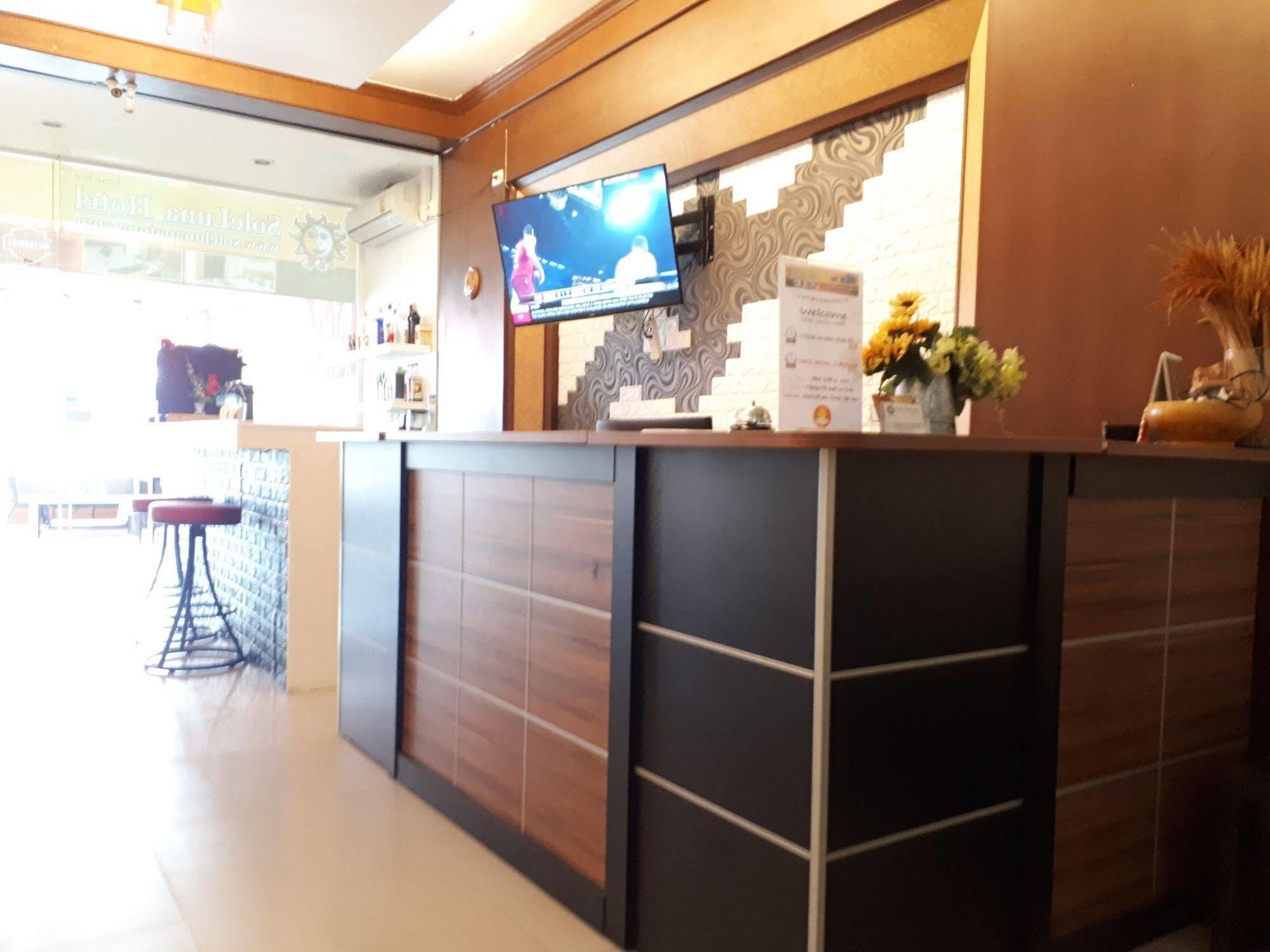 Soleluna Hotel Patong Extérieur photo